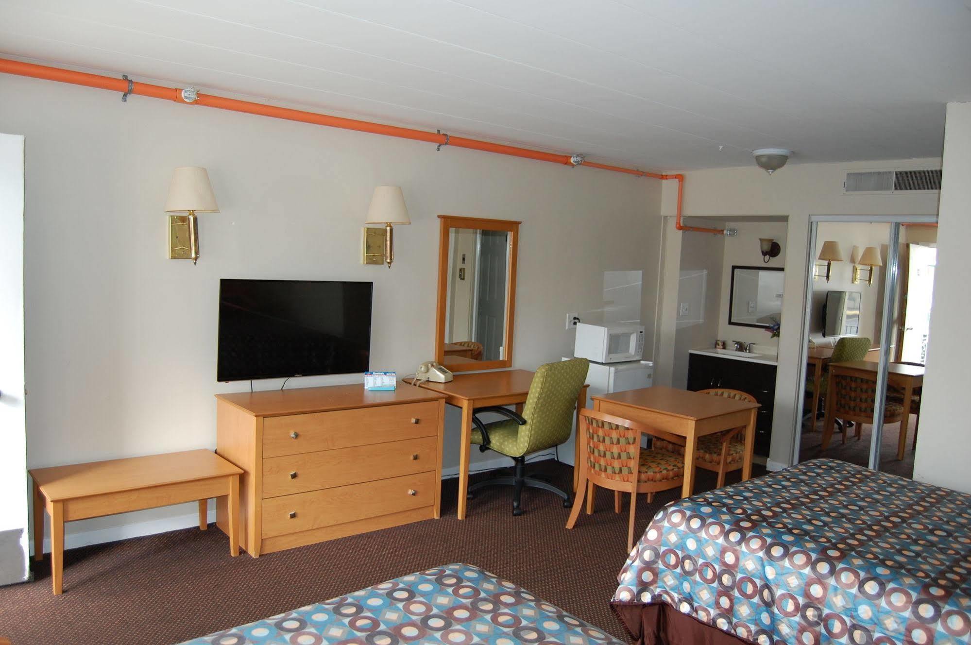 Colony Motel Brookfield Exterior foto